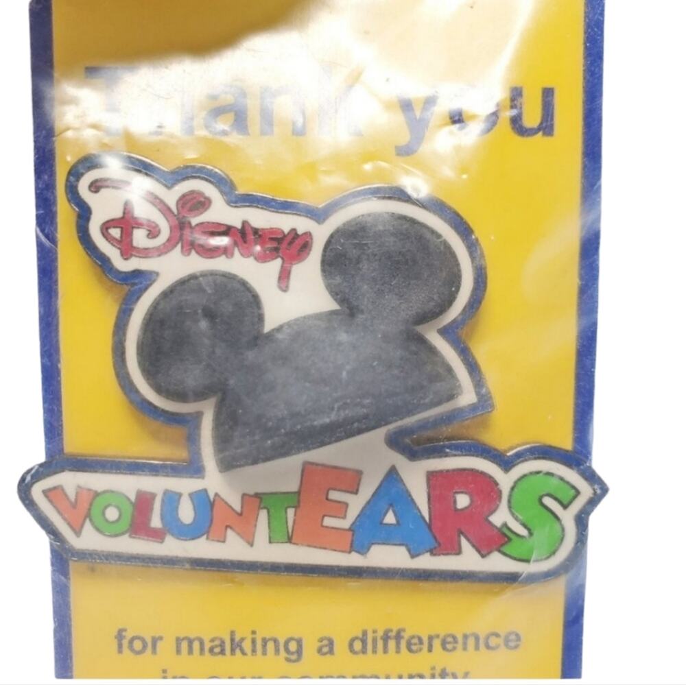 Disney VoluntEARS 3-D Rubber Enamel Pin NIP